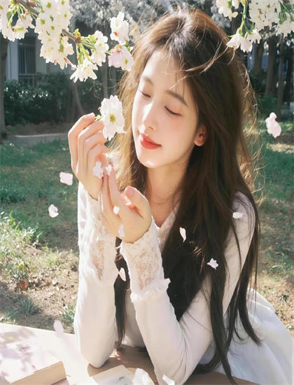 神马什么意思_两个人免费全视频_妈妈帮儿子镶珠子视频大全